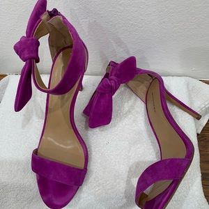Banana republic suede purple zipper sandal heel. Bow